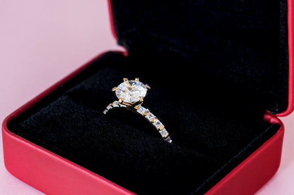 Just Gold Jewellery - Close Up Of Diamond Ring