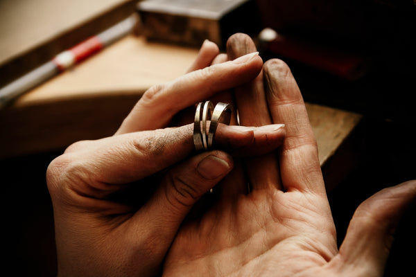 When To Buy Men's Wedding Band?