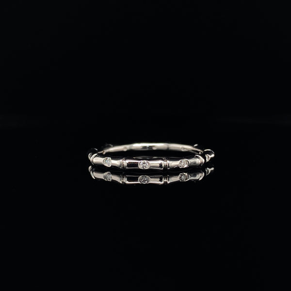 18k white gold sectioned stack ring