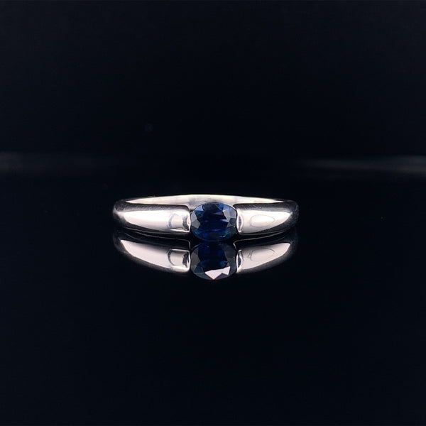 blue sapphire solitaire ring