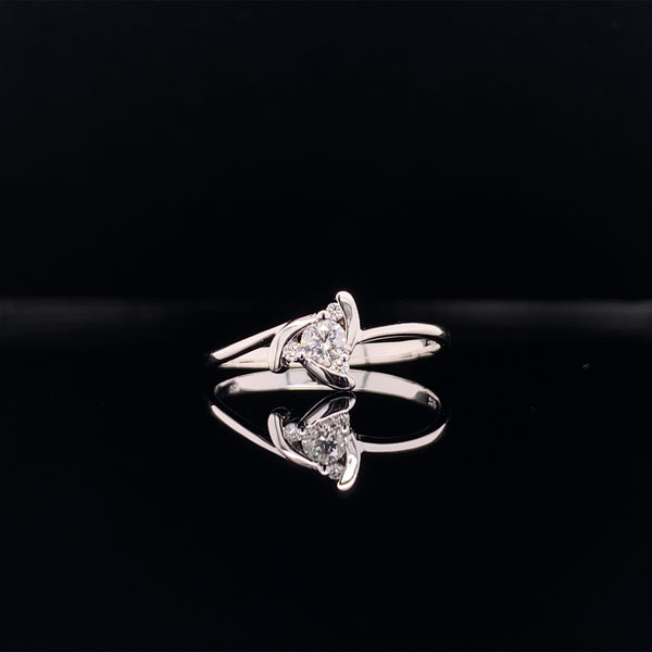 diamond triangle ring