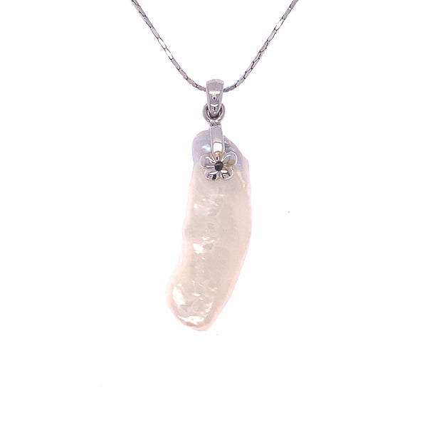 White Gold Pearl Pendant
