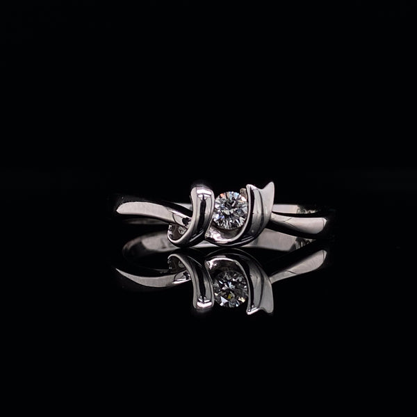 18k white gold diamond dress ring