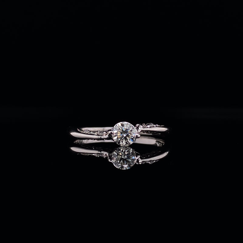 Milgrain detail diamond dress ring