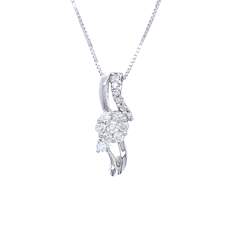 Floral diamond pendant