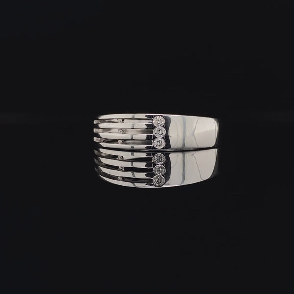 Sleek lines diamond ring video