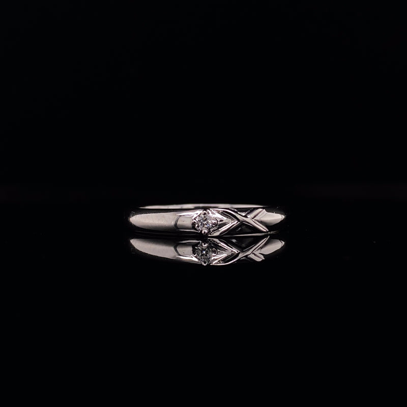 18k white gold diamond cross ring