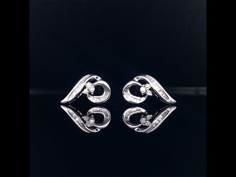 18k white gold diamond heart earrings video
