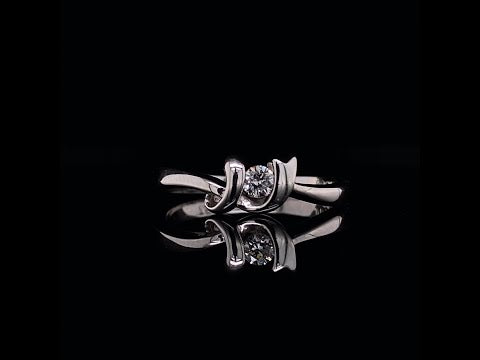 18k white gold diamond dress ring video